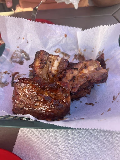 Pigout BBQ & Southern Soul Food photo